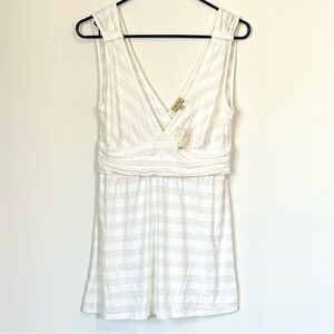 NWT Ella Moss White and Cream Striped V-Neck Tank Top - Size: Medium